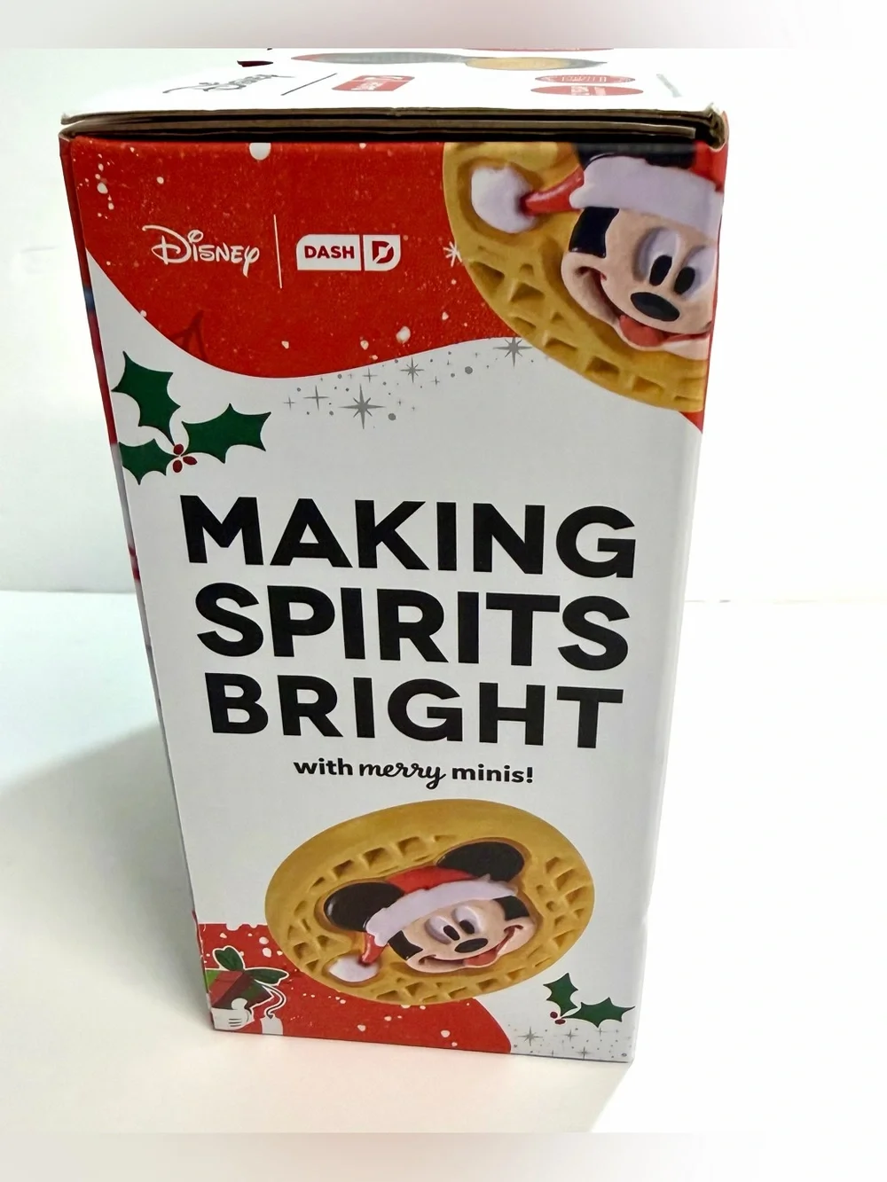 DASH Disney Mickey & Friends Mini Waffle Maker 4